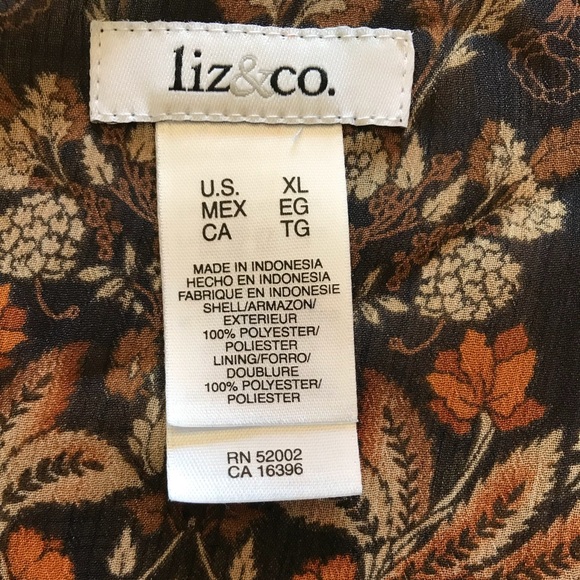 Sheer polyester blouse with navy blue cami. Sz. XL - Picture 4 of 5